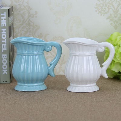 创意简约现代中温色釉陶瓷花瓶白色小号奶壶家居装饰插花花瓶