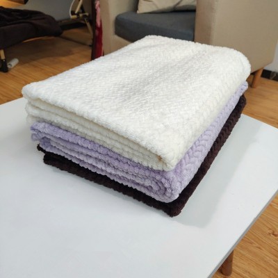 吸湿发热纤维法兰绒毛毯盖毯空调毯婴童毯瑜伽毯运动毯子定制