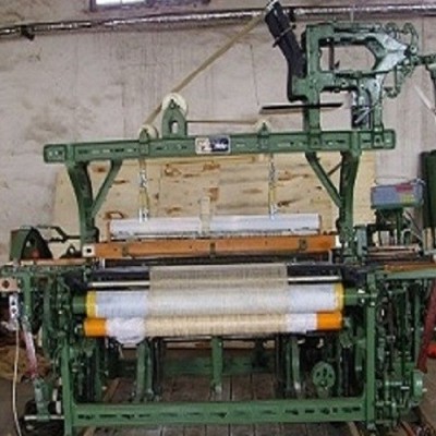 GA615A1X4多梭箱织机 轻纱线呢织物格子布纺织机